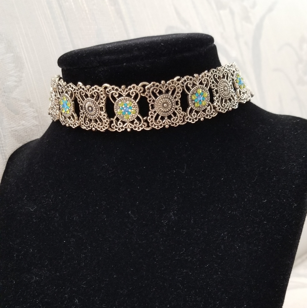Antique gold chain choker with turquoise crystals